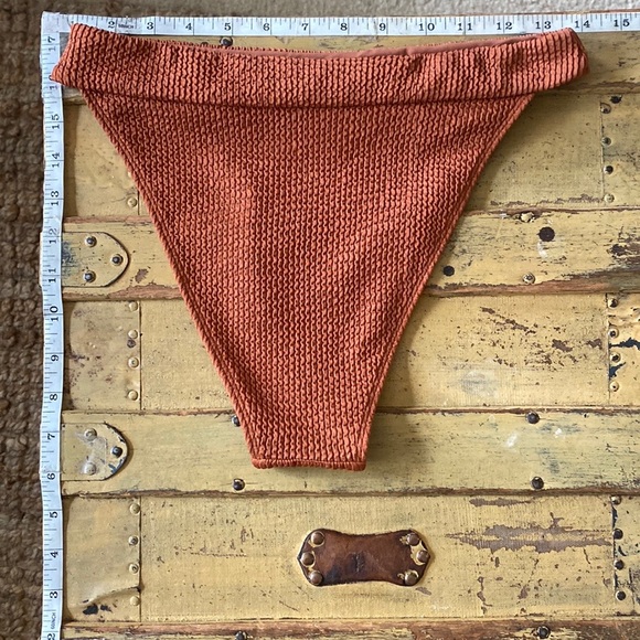 MONDAY SWIMWEAR BIKINI SET TOFFEE CRINKLE BIKINI SET M S - Picture 12 of 16